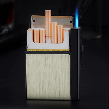 Cigarette case with lighter